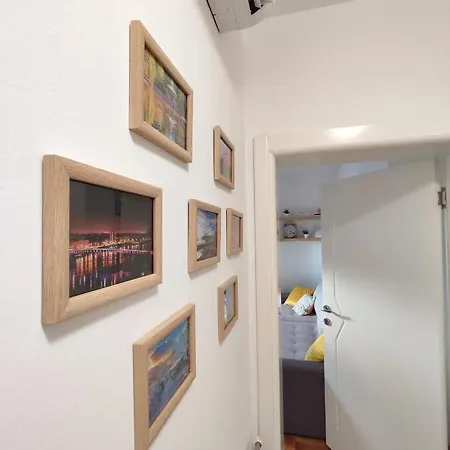 Apartman Ns Dan Private Parking Novi Sad