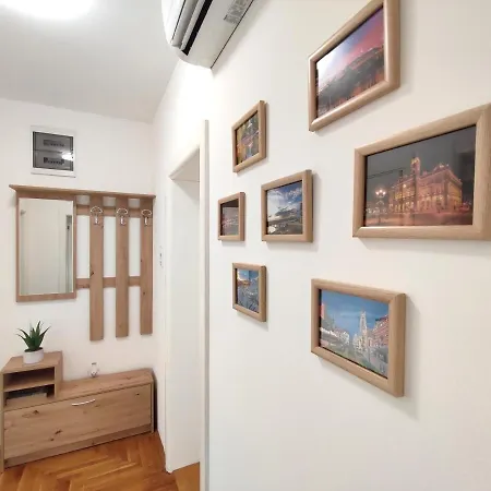 Ns Dan Private Parking 아파트 노비사드